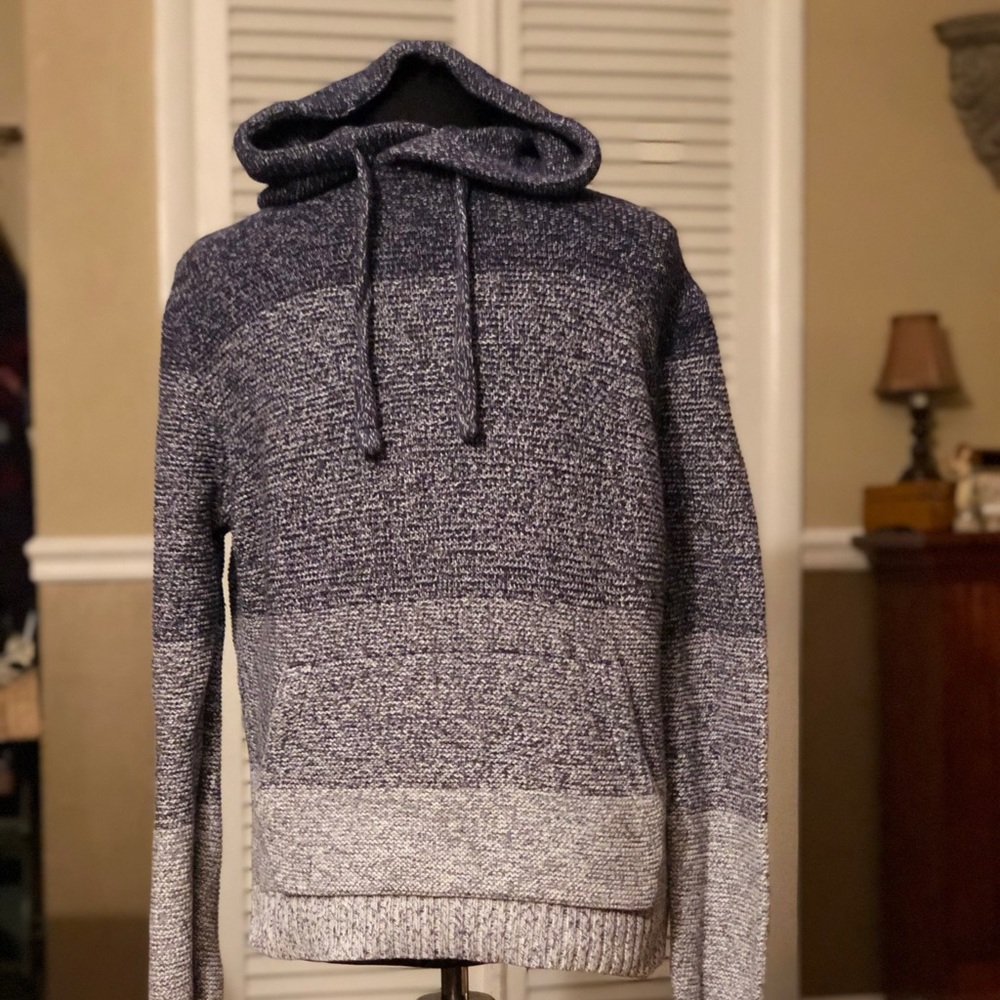 american eagles hooded sweater